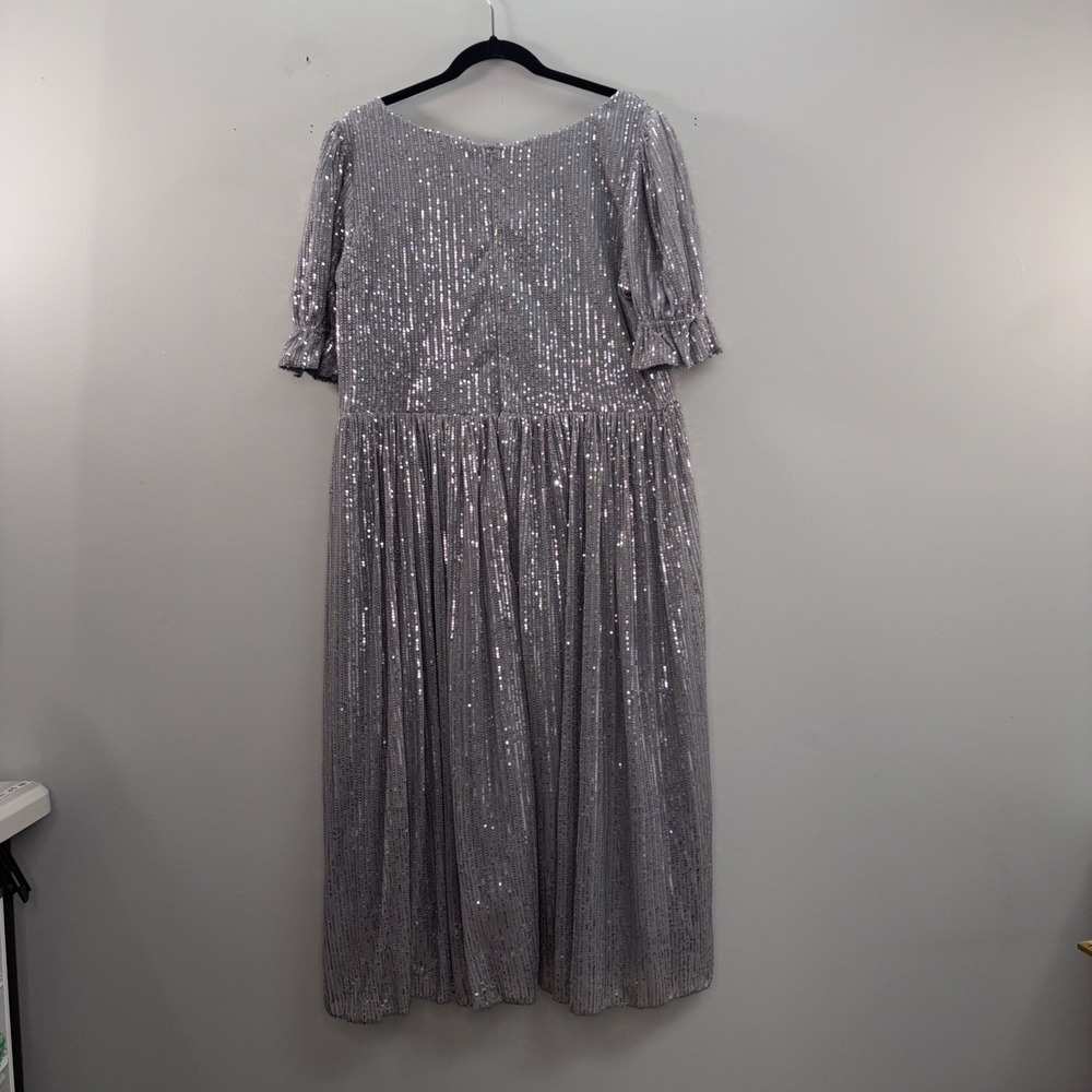 Ivy City Co Clara Midi Dress in Gunmetal Sequins 2XL Swifty Party Whimsi Fairy - Picture 4 of 7